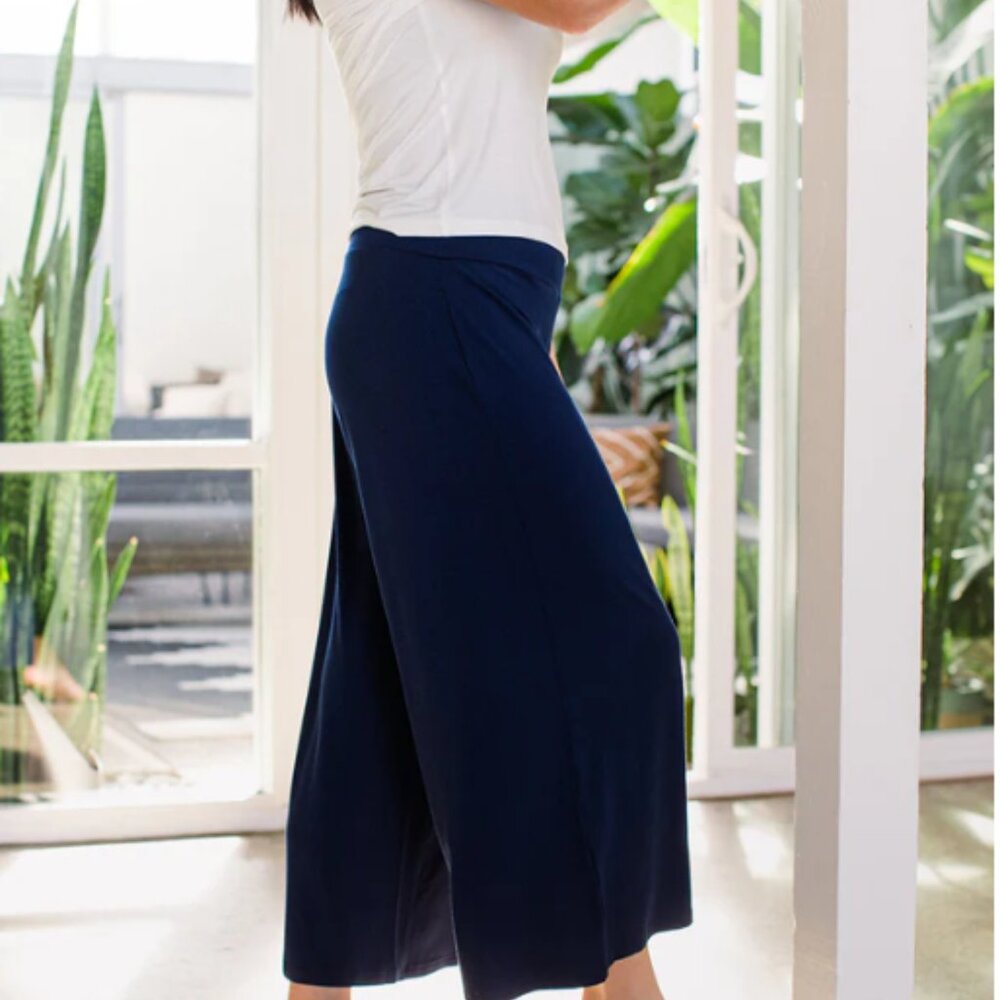 Jaden Wide Leg Cropped Bamboo Pant Navy